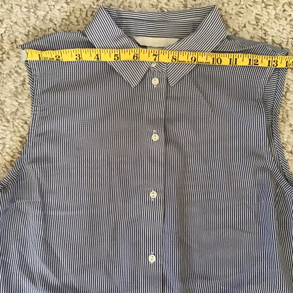 💥3/$10 Striped Button Down Blouse - Picture 2 of 4